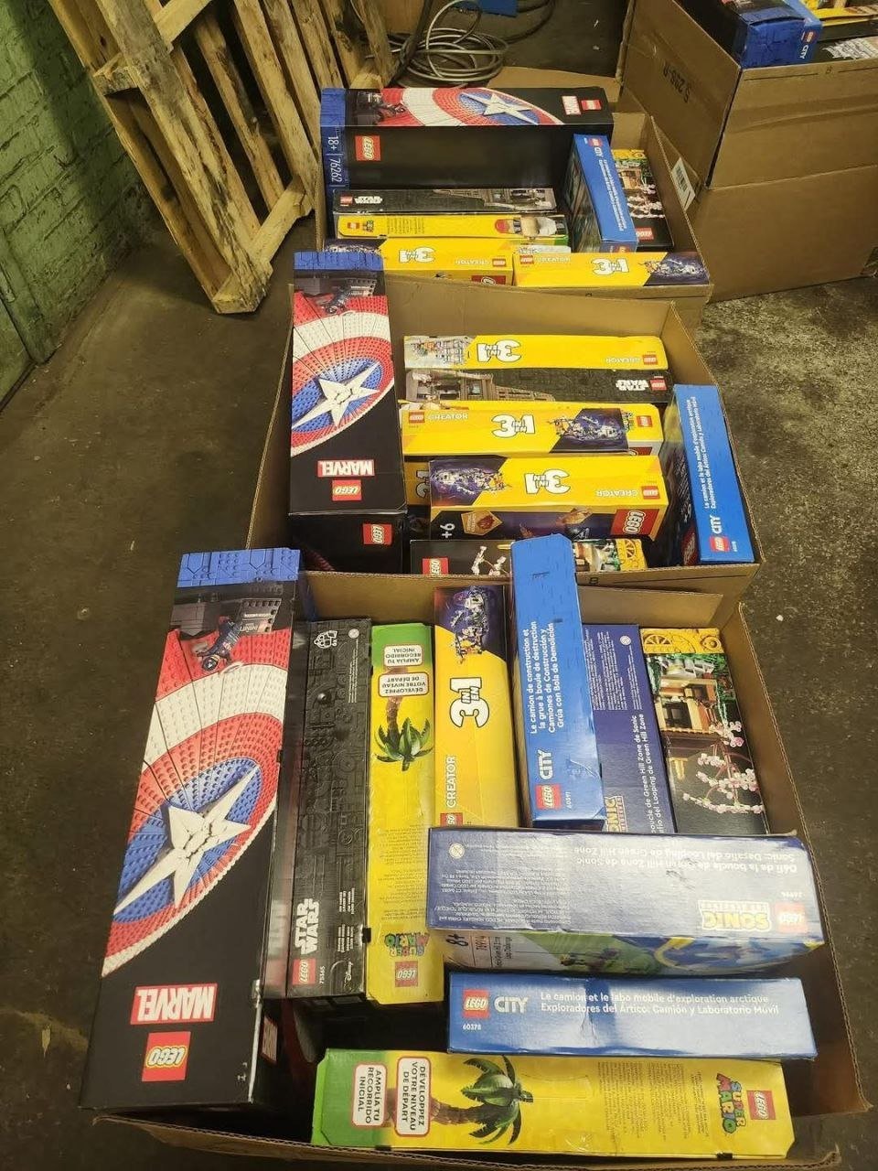 LEGO TOYS PALLET — PREMIUM ASSORTED SETS