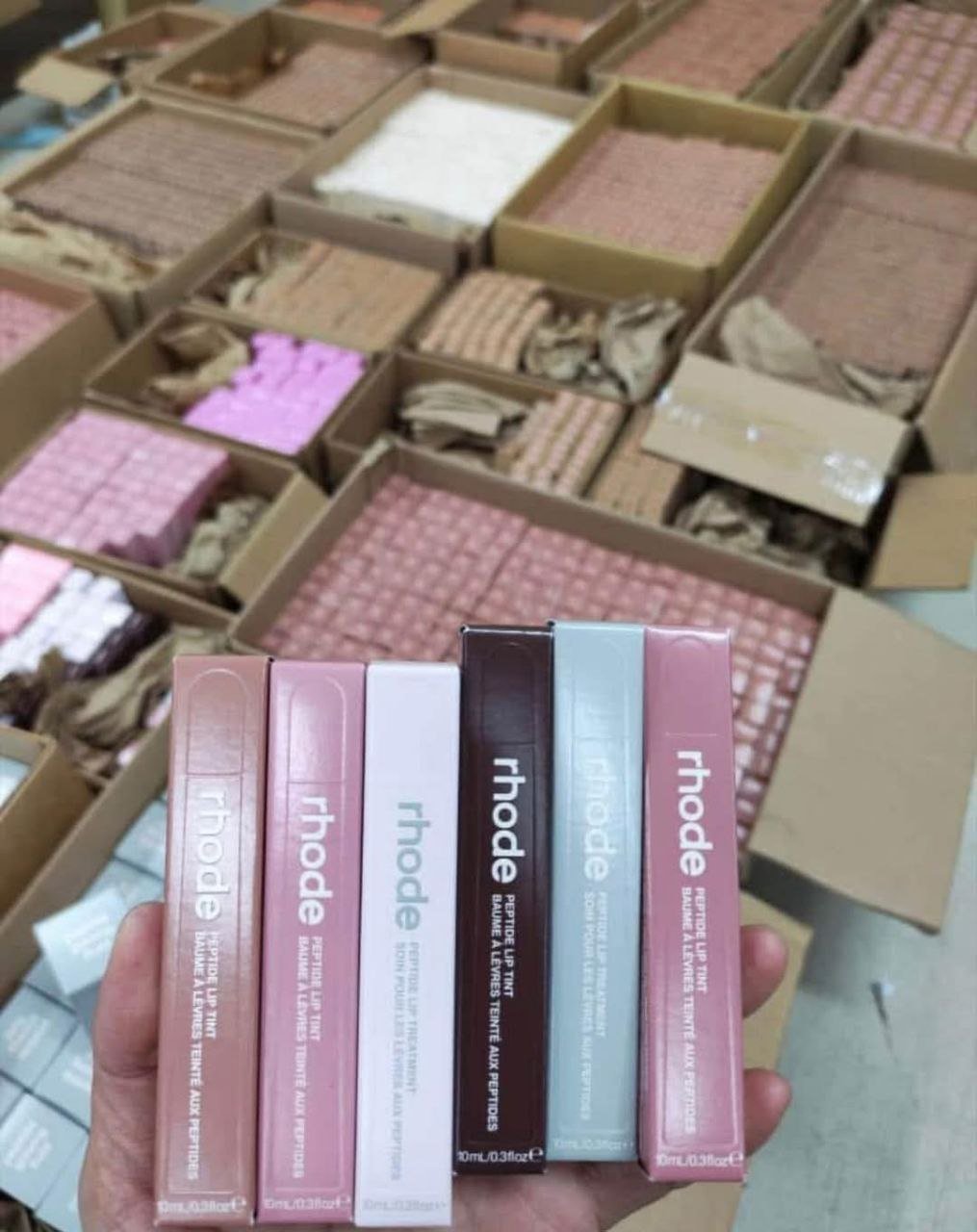 π RHODE COSMETICS PALLET VIRAL BEAUTY BESTSELLERS